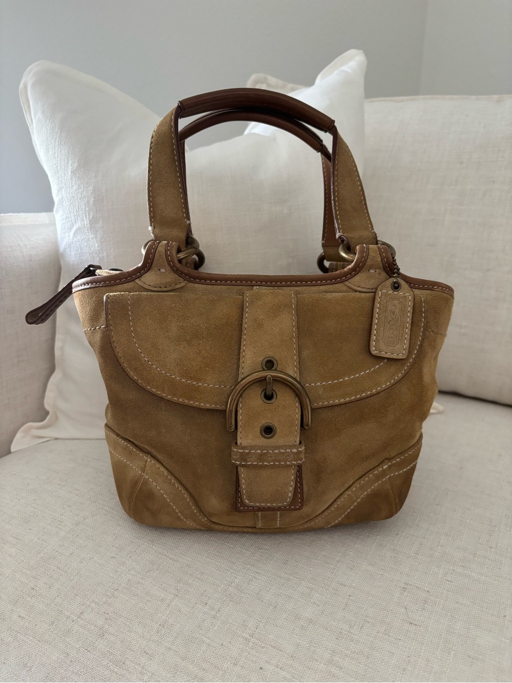 🍃🦋 Vintage Coach Hampton Suede Buckle Mini Satchel